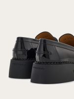 Ferragamo Hug buckle chunky loafer - Image 2